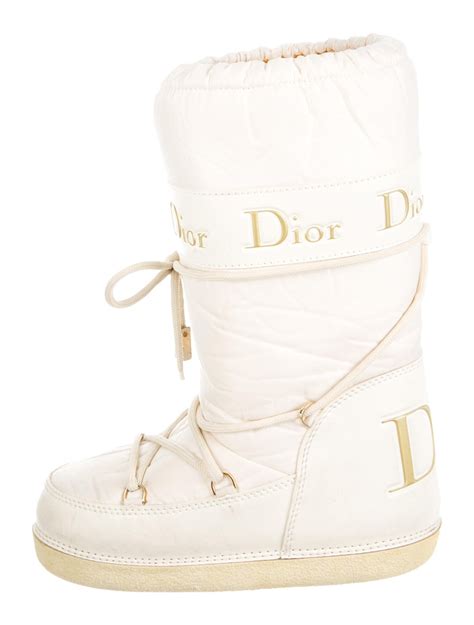 moon boots x dior|dior chunky boots.